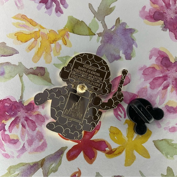 SMRT-1 Robot Walt Disney World 50th Anniversary Disney Pin - Picture 2 of 2